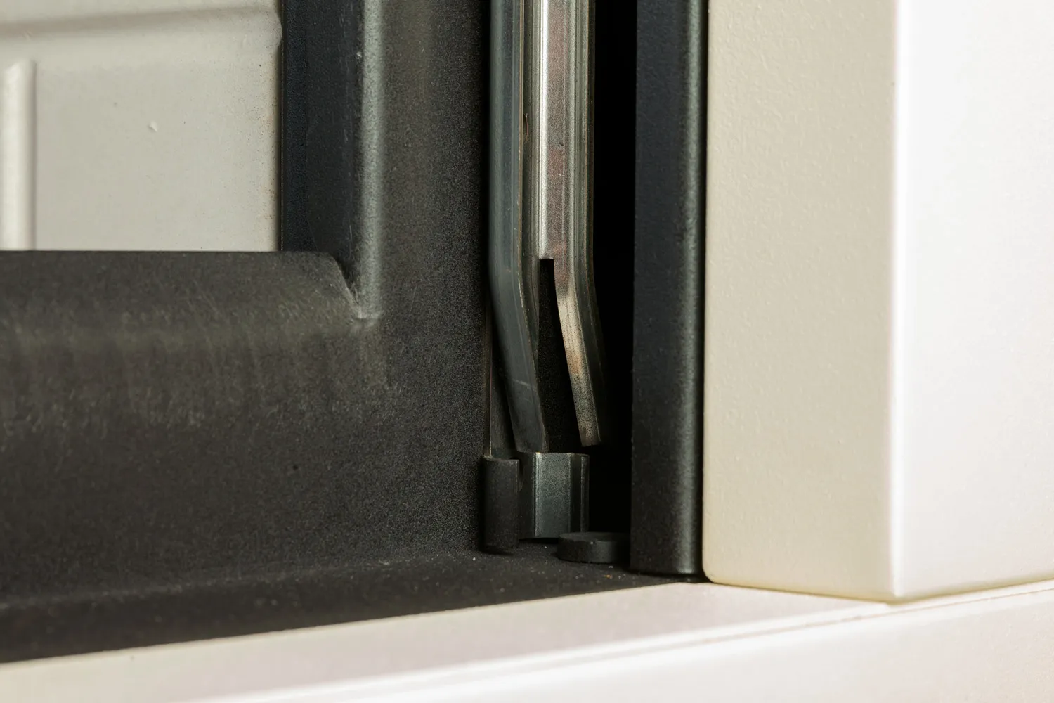 Печь-камин Родос 800 Слоновая кость белый шамот