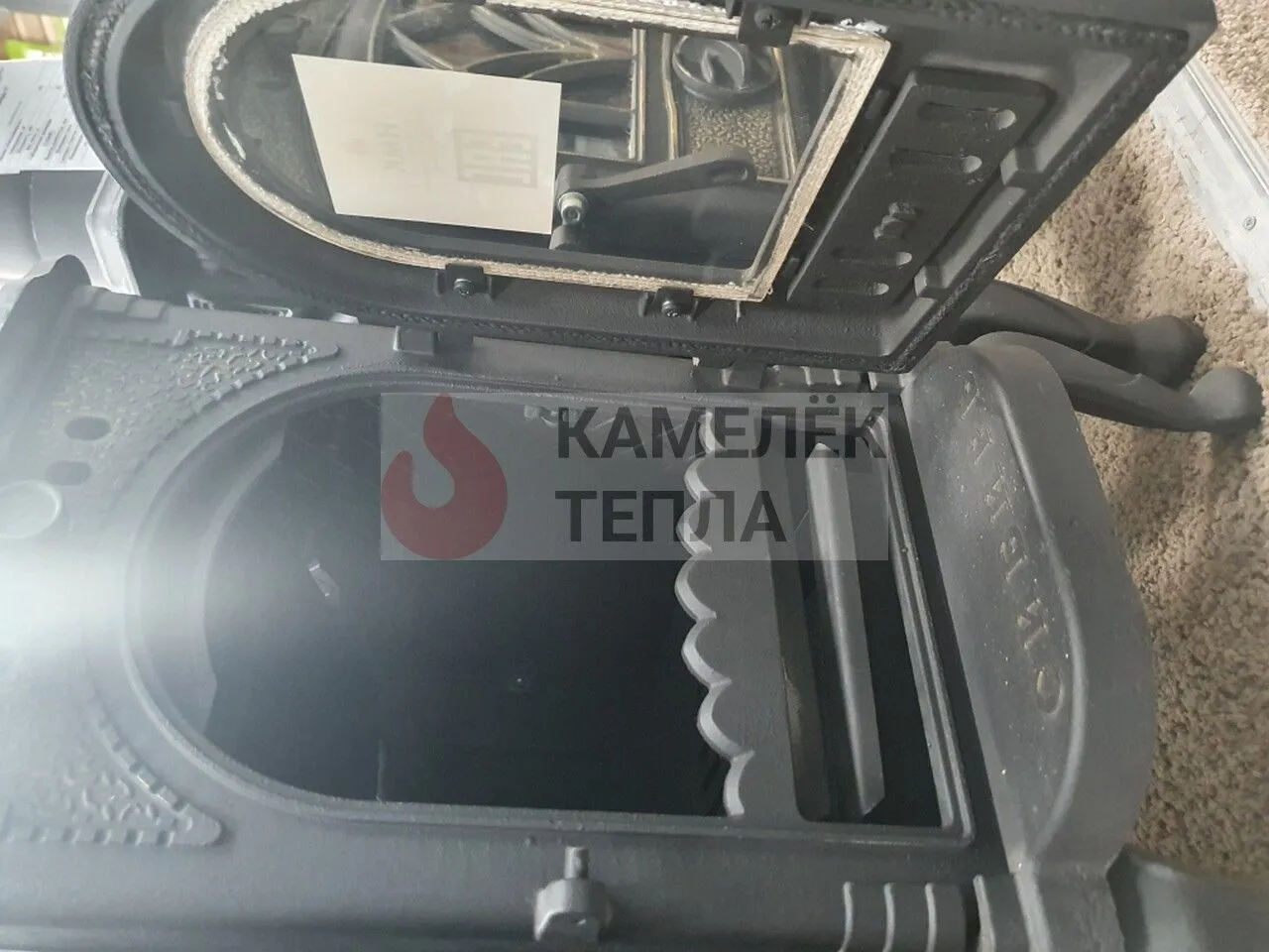 Чугунная печь-камин Сибирь 6 кВт Чугунная печь-камин Сибирь 6 кВт