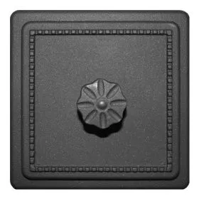 P105 Чугунная дверка прочистная 130х130 P105 Чугунная дверка прочистная 130х130