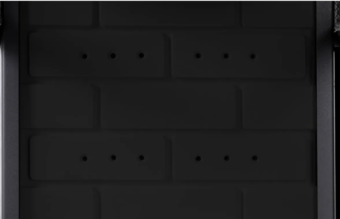 Каминная стальная топка ДЕЛЬТА 700 PB три стекла подовое горение принтинг черный шамот