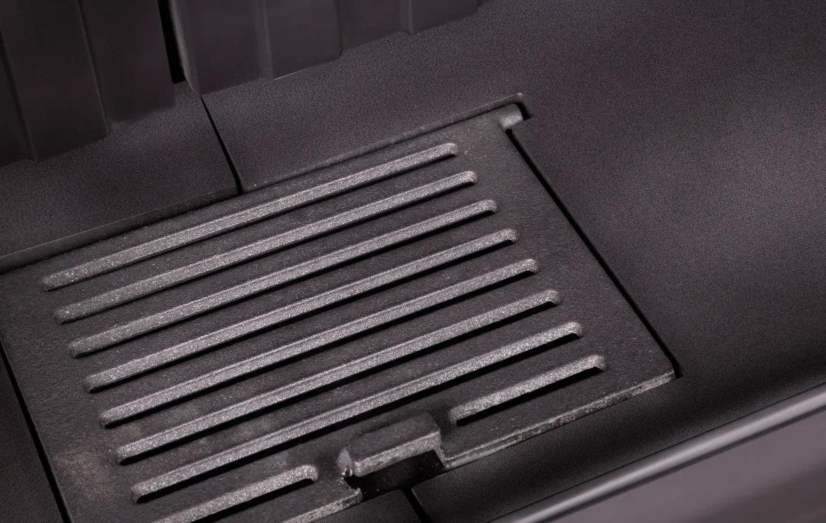 Каминная стальная топка Альфа 800 RB два стекла правая черный шамот