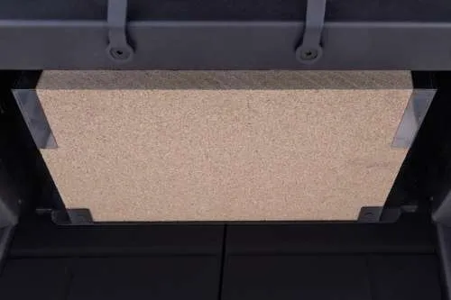 Каминная стальная топка ДЕЛЬТА 800 B три стекла принтинг черный шамот