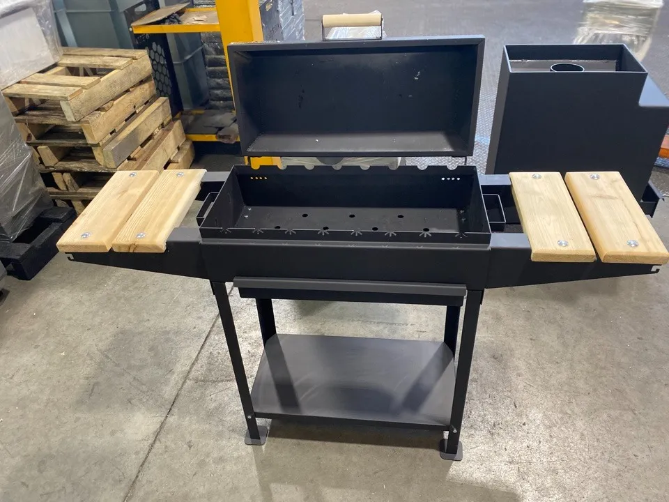 Мангал 2 мм с крышкой и деревянными полками