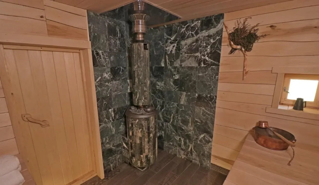 Чугунная банная печь Атмосфера L ламели «Змеевик» наборный