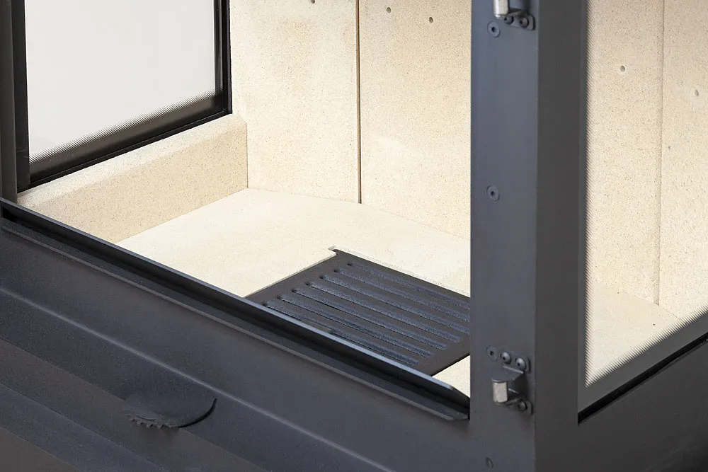 Печь-камин Прага три стекла