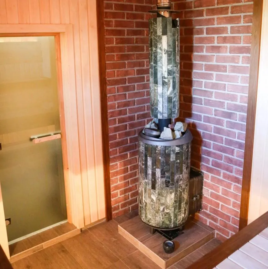 Чугунная банная печь Атмосфера L ламели «Жадеит» наборный