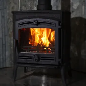 Чугунная печь-камин Маэстро II