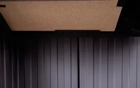 Каминная стальная топка Альфа 800 RB два стекла правая черный шамот