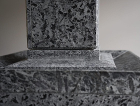 Чугунная банная печь Атмосфера XL в облицовке «Империя» Пироксенит Элит (комплект)